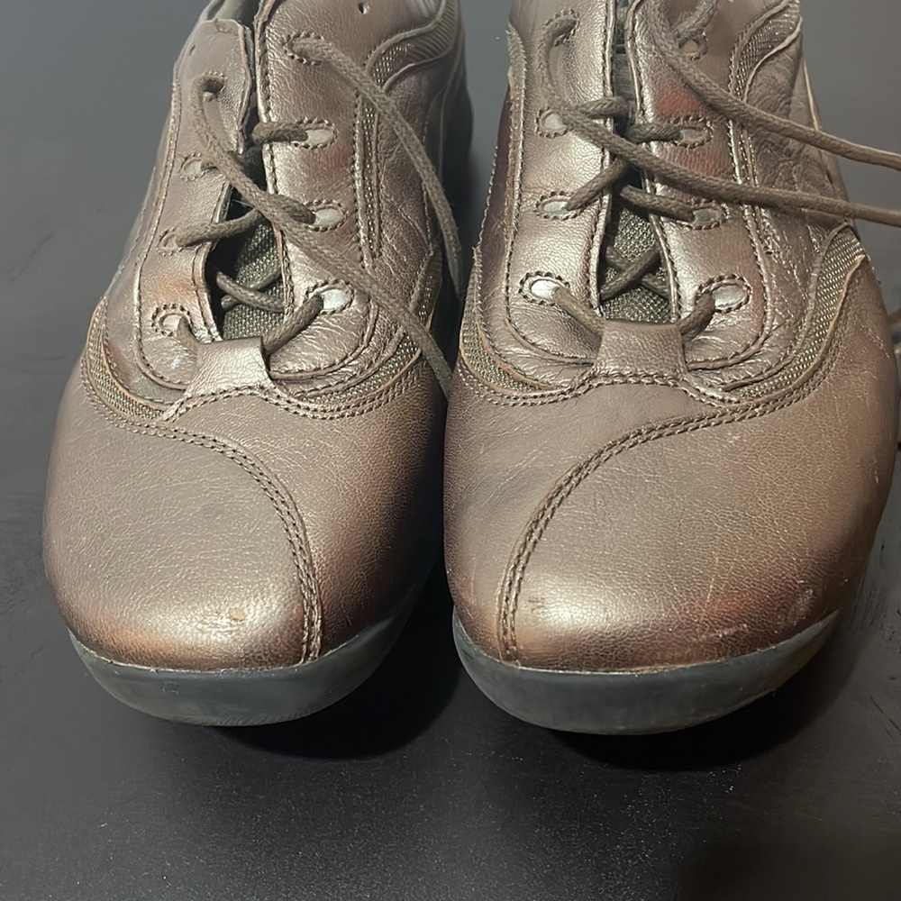 10W Clark’s Inmotion Shoes - Picture 5 of 8